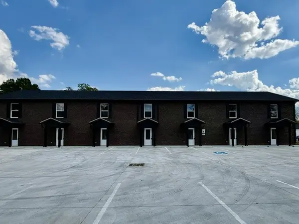 710 SW Atlantic St #B8, Tullahoma, TN 37388