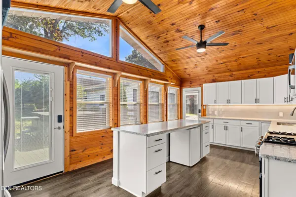 2954 Marvin Circle, Maryville, TN 37803