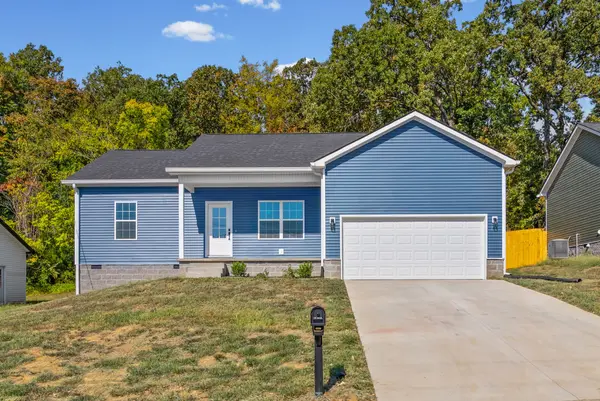 318 Pine Hill Dr, Hopkinsville, KY 42240