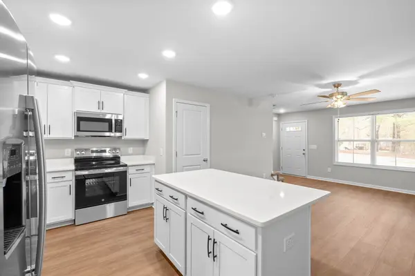 905 Center Rd #C, Clarksville, TN 37042