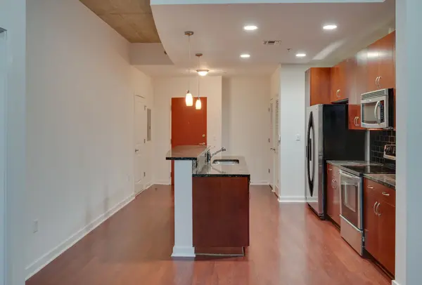 301 Demonbreun St #1702, Nashville, TN 37201