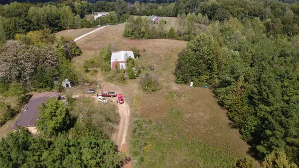 1448 W Grab Creek Rd, Dickson, TN 37055