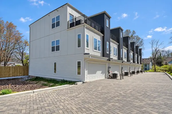 1016 W Kirkland Ave #E, Nashville, TN 37216