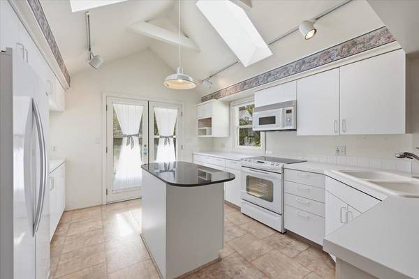 817 W 26th Ave, Spokane, WA 99203