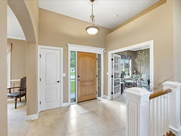 1202 Rolling Hills Dr, Augusta, KS 67010