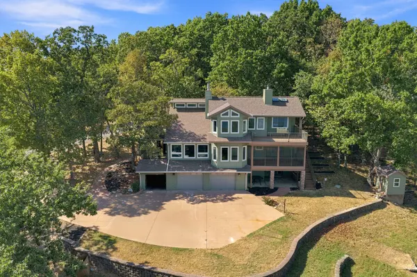 437 Waterfield Drive, Branson West, MO 65737