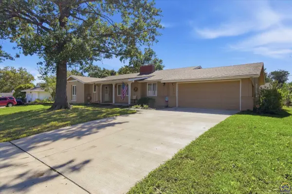 1659 SW Withdean RD, Topeka, KS 66611