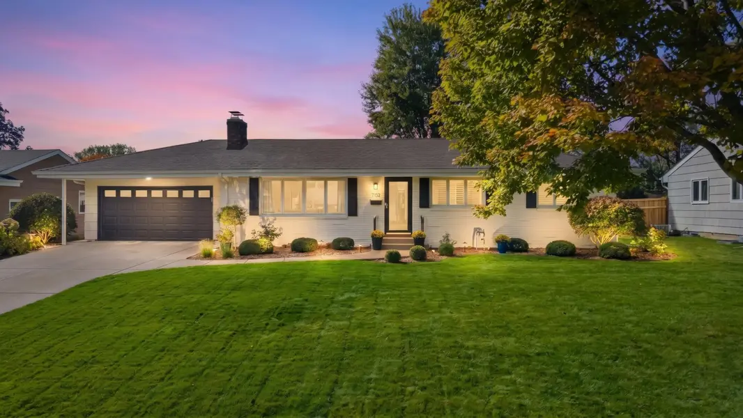 7132 Glouchester AVE, Edina, MN 55435