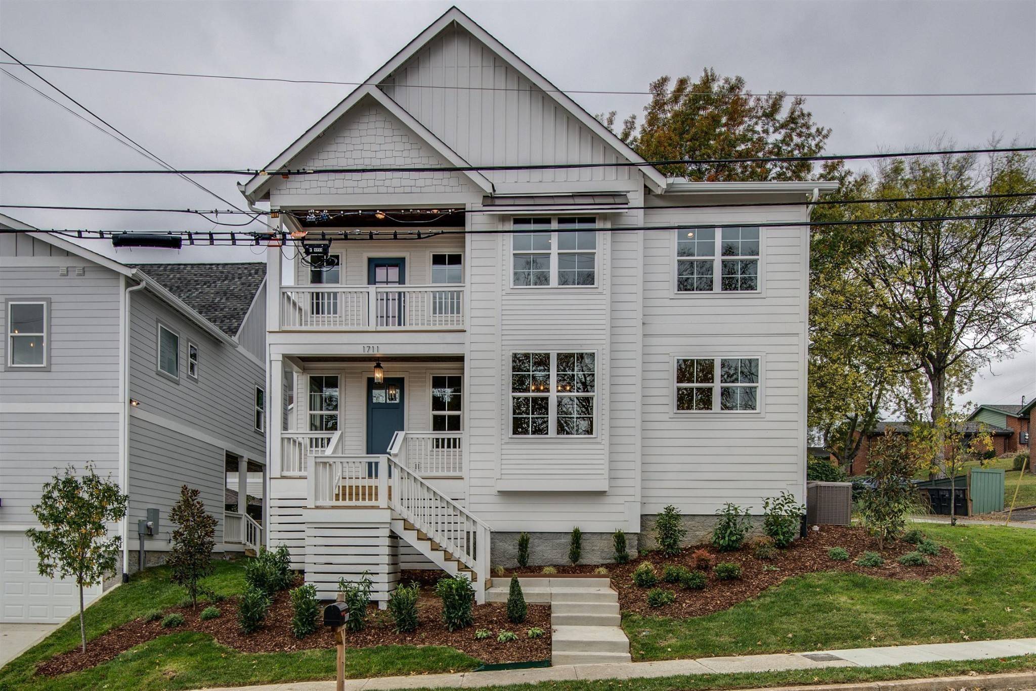 1711 10th Avenue #S, Nashville, TN 37203