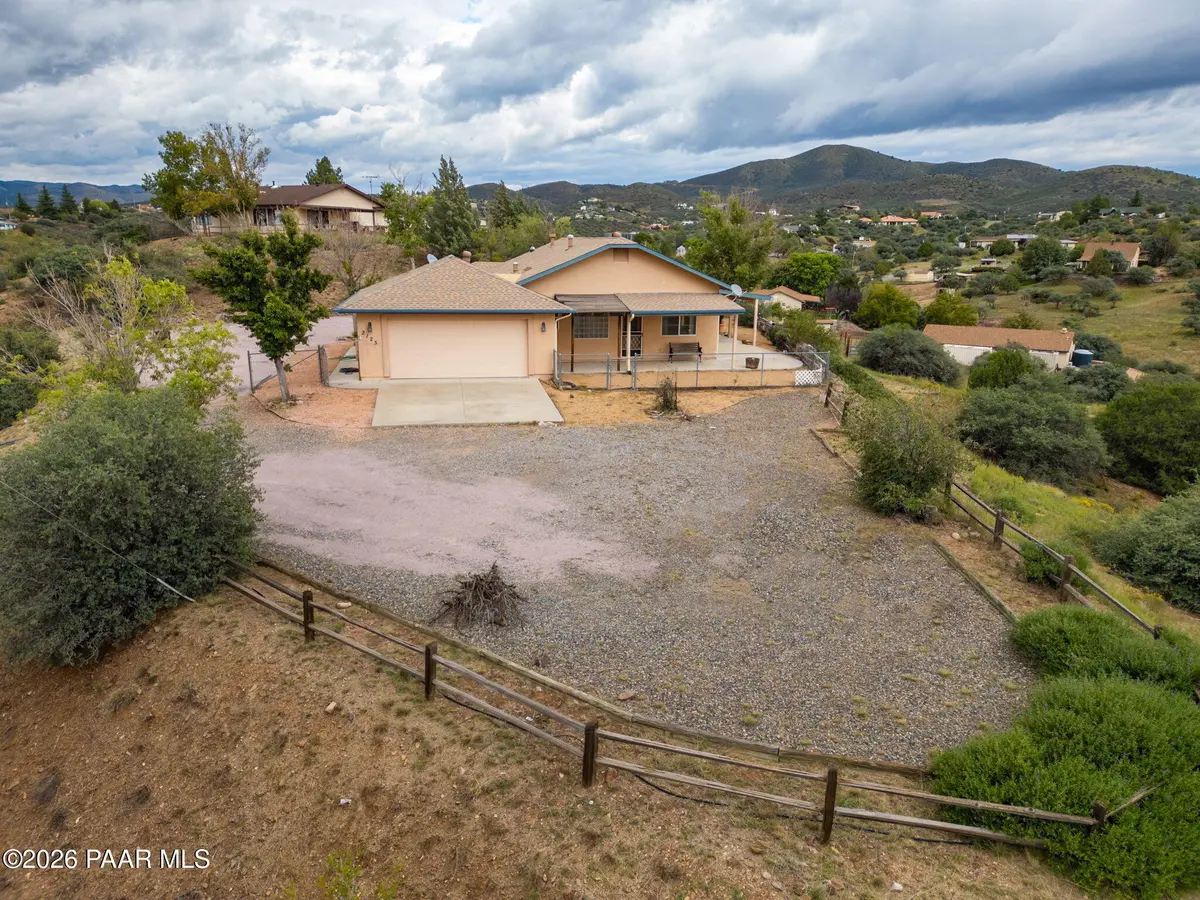 2125 S Foothill DR, Dewey-humboldt, AZ 86327