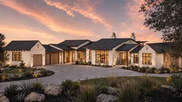 4408 Amarra DR, Austin, TX 78735