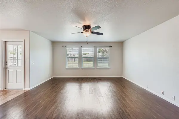 142 Sassafras CV, Kyle, TX 78640