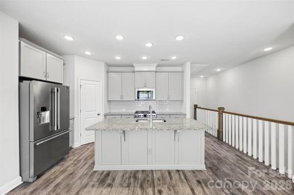 1432 Winding Stream RD, Charlotte, NC 28206