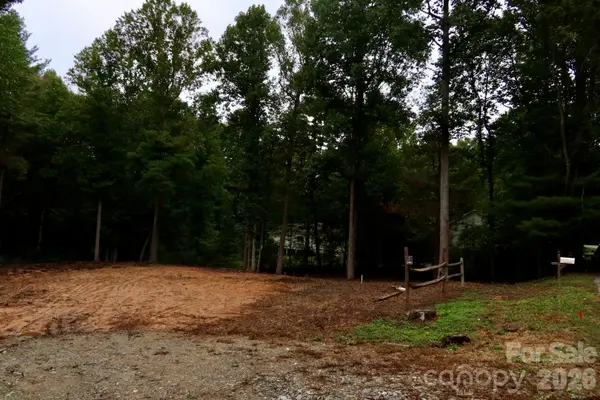 180 Cinnamon WAY #22, Flat Rock, NC 28731