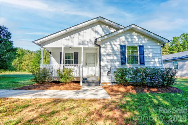 1414 Southridge ST, Shelby, NC 28152