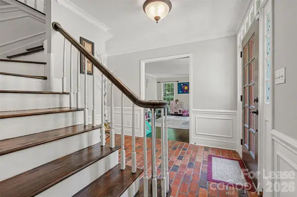 5812 Camelot RD, Charlotte, NC 28270