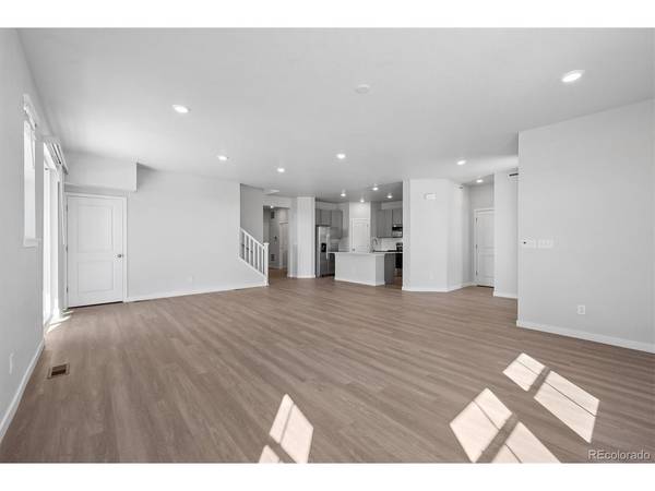 4601 N Versailles, Aurora, CO 80019