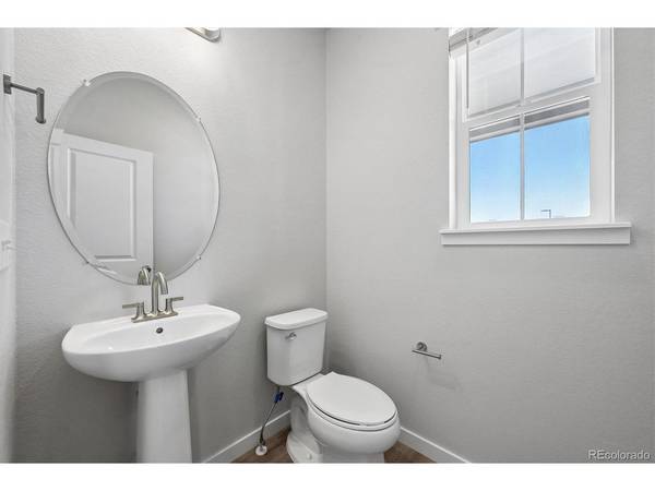 4601 N Versailles, Aurora, CO 80019