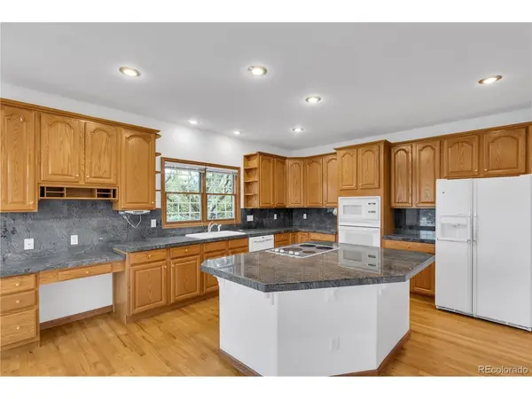 6201 S Potomac, Centennial, CO 80111