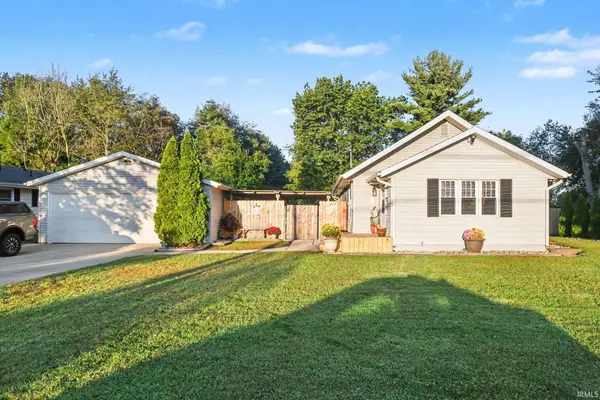 2733 Burr Oak AVE, Elkhart, IN 46517