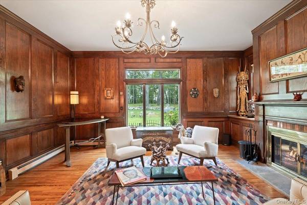 46 Skyhigh RD, Putnam Valley, NY 10579