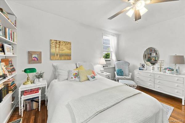 5621 Netherland AVE #3D, Bronx, NY 10471