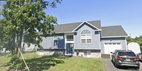 18 Miramar AVE, East Patchogue, NY 11772