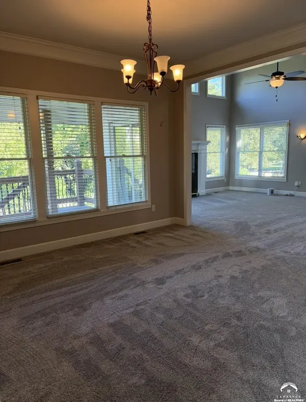 912 Summerfield CT, Lawrence, KS 66049