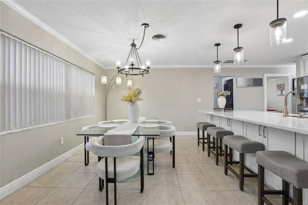 13914 84TH TER, Seminole, FL 33776