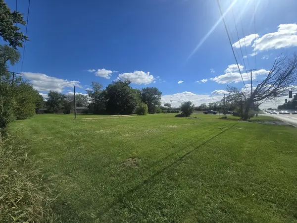 934 S Cedar RD, New Lenox, IL 60451