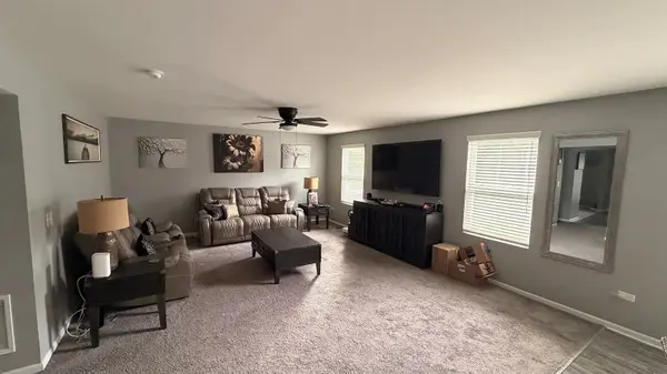 3901 Kristen CT, Plano, IL 60545