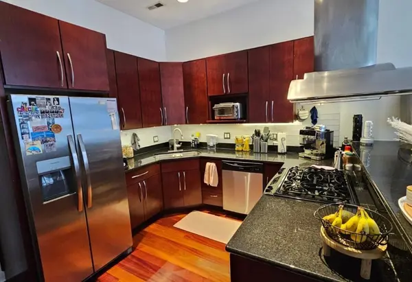 1454 W Blackhawk ST #1, Chicago, IL 60642