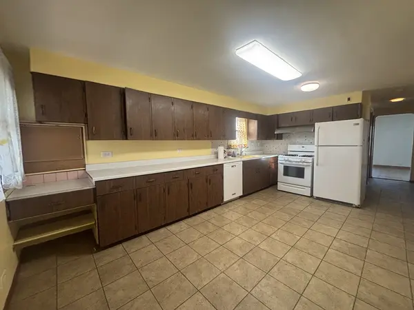 4925 N Odell AVE, Harwood Heights, IL 60706