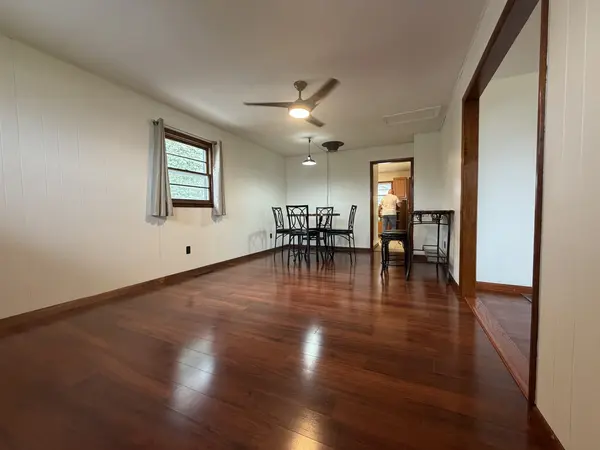 1145 E Walnut ST, Carbondale, IL 62901