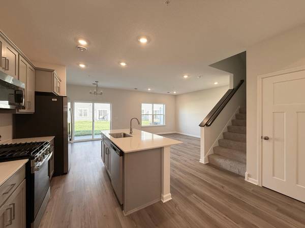 23154 Creekview CT, Rogers, MN 55374