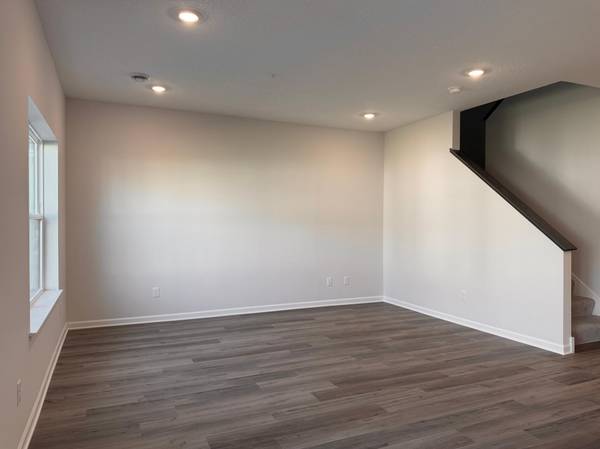 23154 Creekview CT, Rogers, MN 55374