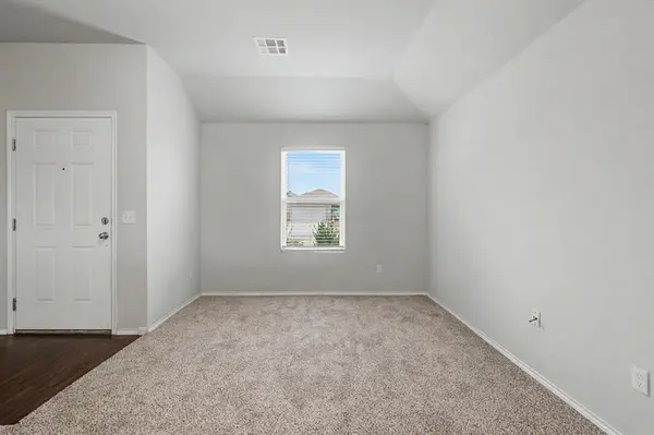 9638 High Noon RD, Yukon, OK 73099