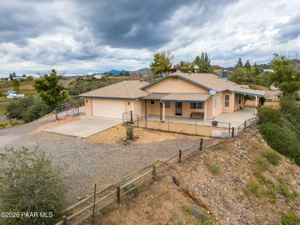 2125 S Foothill DR, Dewey-humboldt, AZ 86327