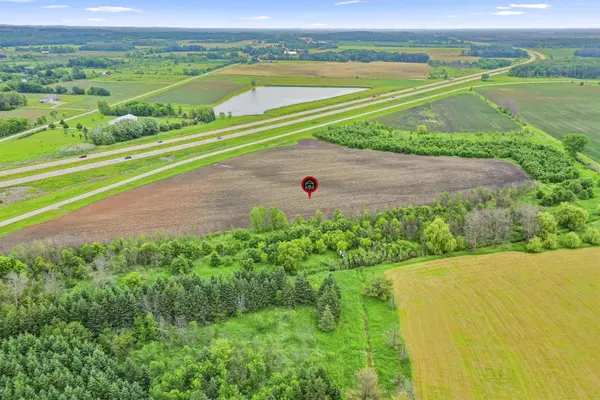 N NORTH RD, Fremont, WI 54940