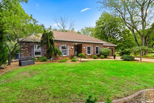 134 RUE VUE DU LAC, East Peoria, IL 61611