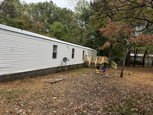 19049 Emmas Way, Bon Aqua, TN 37025