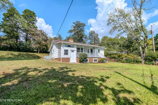 110 Paoli Lane, Oak Ridge, TN 37830