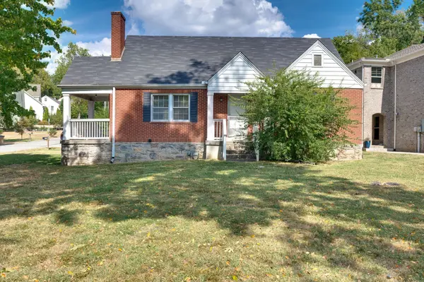 2118 Sharondale Dr, Nashville, TN 37215