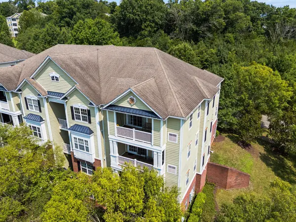 8231 Lenox Creekside Dr #13, Antioch, TN 37013