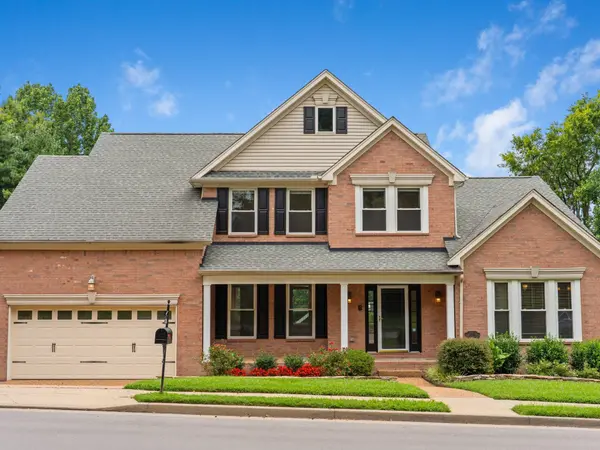 5208 Cochran Dr, Nashville, TN 37220