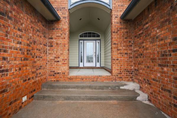 1409 S Shiloh, Wichita, KS 67207