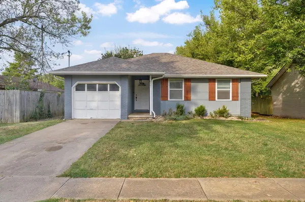 931 S Main AVE, Springfield, MO 65806