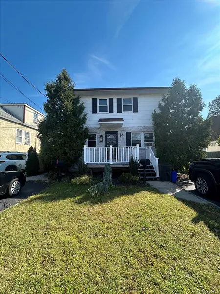 14 Edgewood RD, Port Washington, NY 11050