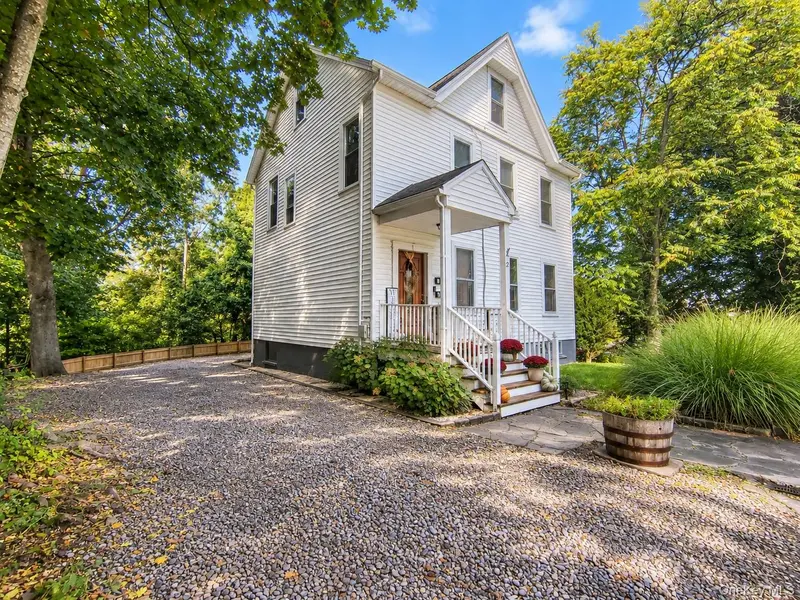 2 Linwood AVE, Poughkeepsie, NY 12601
