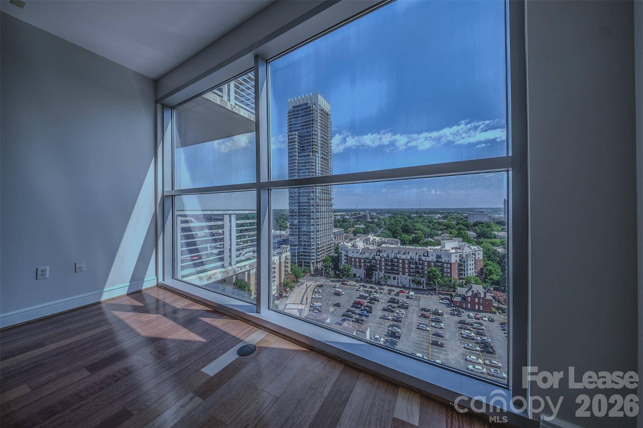 333 W Trade ST #1602, Charlotte, NC 28202